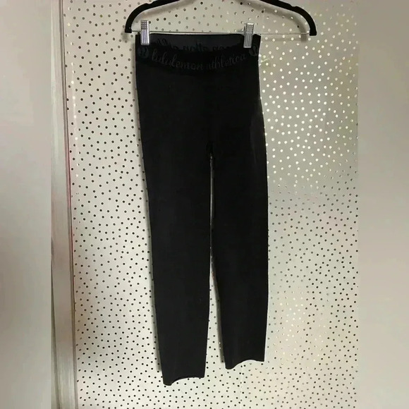 Lululemon Hi Rise Logo Waistband Perforated Cropped Seamless Leggings - Picture 2 of 8